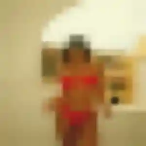 Sexy Jeanine, 32 ans à Plestan - découvrir son profil
