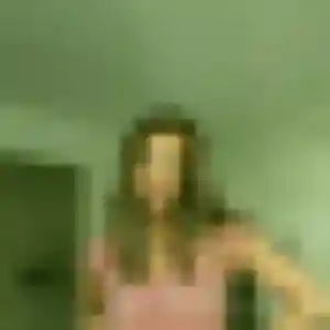 Soda, 25 ans, en ligne à Pleugueneuc pour une rencontre coquine