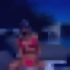Aya, femme de 24 ans cherche plan cul à Pleumeleuc