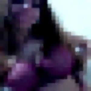 Photo sexy de Noémie, 24 ans à Plivot - rencontre coquine