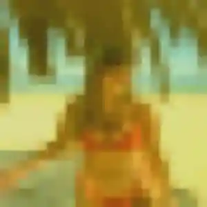 Zawadi, femme de 35 ans propose plan cul à Plomodiern