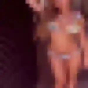 Dorothée, femme de 28 ans veut plan cul à Plumelin