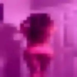 Wambui, 42 ans, disponible à Poigny-la-Forêt pour une rencontre coquine