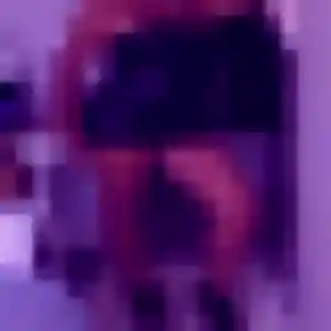 Découvre Éva, 23 ans à Pointe-Noire gratuitement