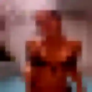 Photo sexy de Akinyi, 33 ans à Pont-Sainte-Marie - plan discret