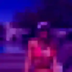 Cindy, 43 ans, en ligne à Poses pour une rencontre coquine