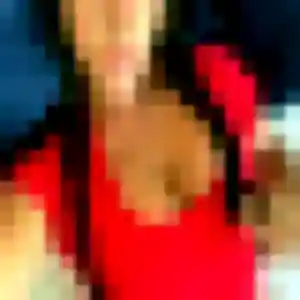Charmante Téning, 37 ans à Poses - voir sa photo