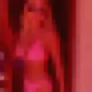 Bousso, fille de 31 ans veut plan cul à Poullaouen