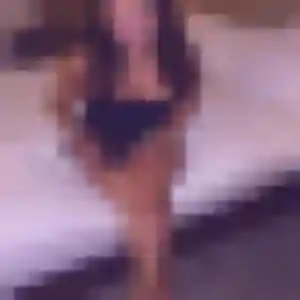 Anaïs, femme de 38 ans cherche plan cul à Questembert