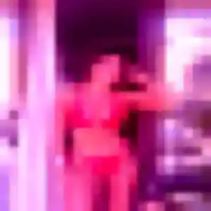Contacte Tatiana, 30 ans à Renty en privé
