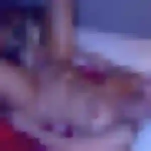 Photo de Evelyne à Revel-Tourdan (23 ans) - plan cul anonyme