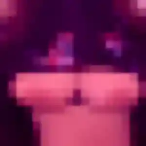 Esi (24 ans) à Reyniès cherche un plan cul ce soir