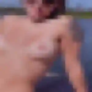 Mame, 44 ans, disponible à Rivière-Saas-et-Gourby pour un plan cul
