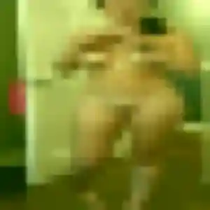 Photo sexy de Mériem, 28 ans à Rollot - plan discret