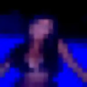 Sixtine, 40 ans, en ligne à Rosny-sur-Seine pour une rencontre coquine