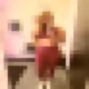 Sexy Justine, 22 ans à Ruynes-en-Margeride - la contacter