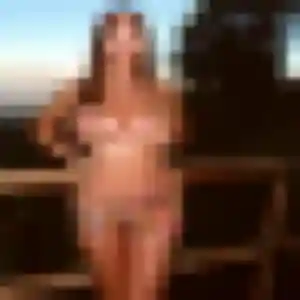 Rehema, 26 ans, disponible à Saint-Aignan-sur-Roë pour un plan cul