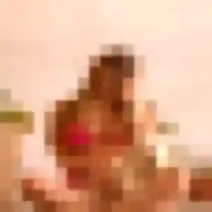 Salamata, femme de 22 ans cherche plan cul à Saint-Angel