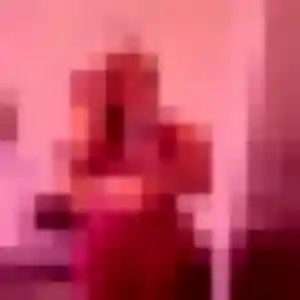 Adja, 32 ans, en ligne à Saint-Aupre pour une rencontre coquine