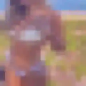 Xénia (24 ans) à Saint-Avit propose un plan cul ce soir
