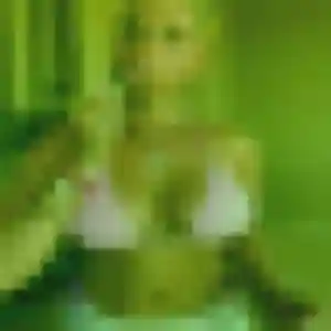 Nana, 27 ans, connectée à Saint-Cernin pour une rencontre coquine