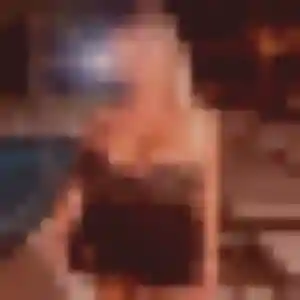 Maéva, 41 ans, connectée à Saint-Christophe-sur-Dolaison pour une rencontre coquine