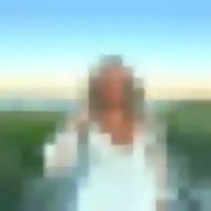 Constance de Saint-Cyr-en-Val, 28 ans - plan cul sans lendemain