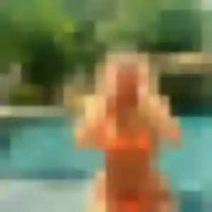 Découvre Marina, 35 ans à Saint-Éloy-de-Gy en privé