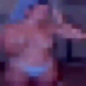 Henriette, femme de 27 ans cherche plan cul à Saint-Étienne-du-Vauvray