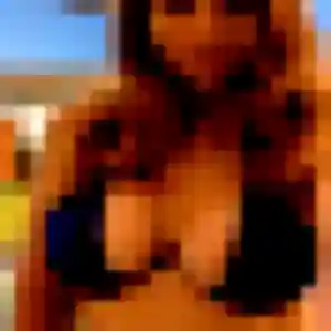 Rencontre Pénélope, 23 ans à Saint-Exupéry-les-Roches gratuitement