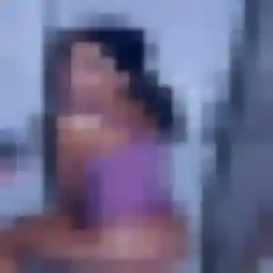 Photo exclusive de Yemisi, 24 ans à Saint-Exupéry-les-Roches - plan discret