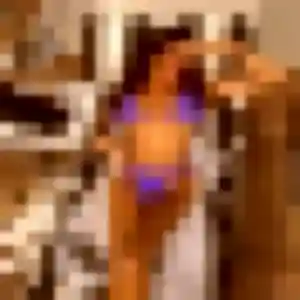 Sira, 31 ans, disponible à Saint-Folquin pour une rencontre coquine