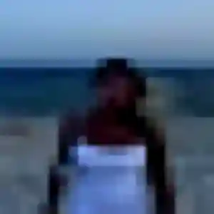 Photo privée de Patience, 23 ans à Saint-Jacques-de-Néhou - rencontre coquine