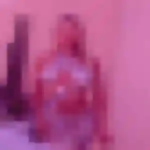 Photo privée de Émeline, 32 ans à Saint-Jean-sur-Mayenne - plan discret