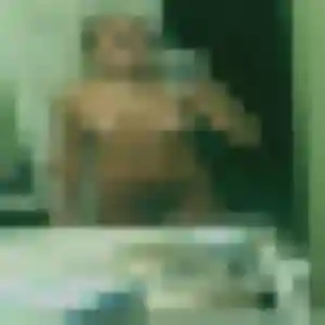 Profil de Mériem à Saint-Jean-sur-Mayenne (25 ans) - plan cul discret