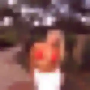 Jolie Éléonore, 28 ans à Saint-Jean-Trolimon - voir sa photo