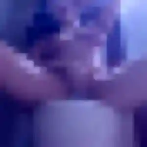 Adaeze, 35 ans, connectée à Saint-Julien-sur-Veyle pour une rencontre coquine