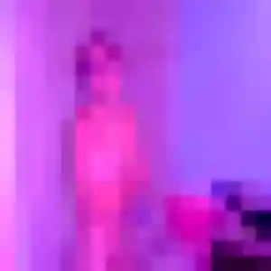 Rejoins Sarah, 35 ans à Saint-Laure en privé