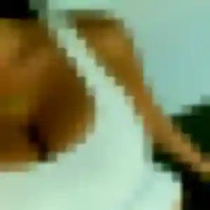 Photo de Henriette à Saint-Laurent-de-Terregatte (30 ans) - plan cul anonyme