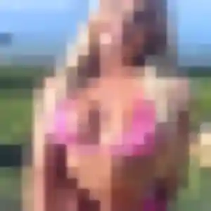 Photo de Fama à Saint-Maclou-de-Folleville (36 ans) - plan cul anonyme