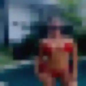 Dieynaba (40 ans) à Saint-Martin-d'Aubigny propose un plan cul ce soir
