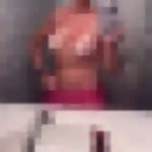 Mbène, fille de 43 ans cherche plan cul à Saint-Martin-d'Uriage