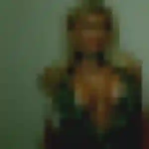 Bernadette, fille de 27 ans propose plan cul à Saint-Martin-le-Vinoux