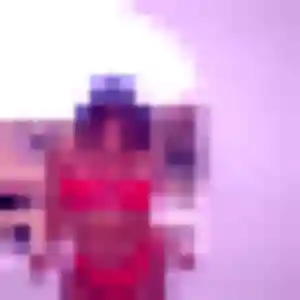 Sira (35 ans) à Saint-Martin-Valmeroux propose un plan cul maintenant