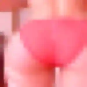 Noémie, femme de 27 ans veut plan cul à Saint-Maurice-sur-Aveyron