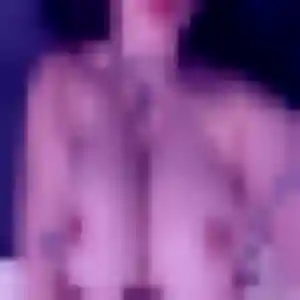 plan cul à Saint-Maximin : profil de Farida, 45 ans - inscription gratuite