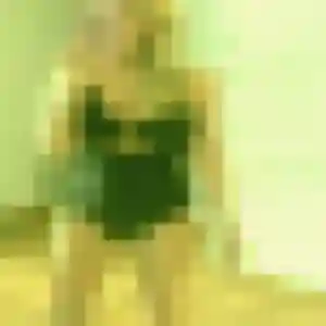 Charmante Xénia, 33 ans à Saint-Pierre-de-Varengeville - voir sa photo
