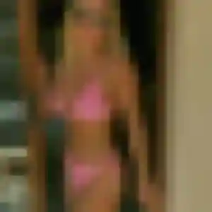 Yasmine (30 ans) à Saint-Pierre-en-Val cherche une rencontre ce soir