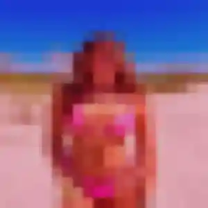 Charmante Ama, 34 ans à Saint-Pôtan - voir sa photo