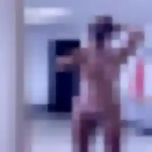 Photo de Salma à Saint-Prim (32 ans) - plan cul discret
